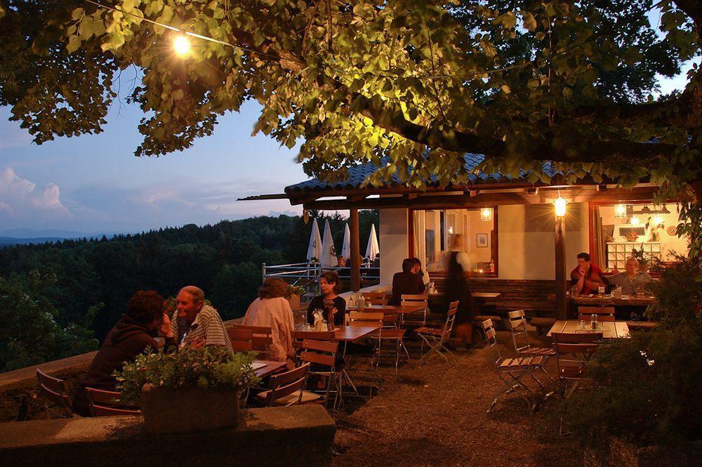 Hotel Zur Schonen Aussicht Feldkirchen-Westerham Kültér fotó