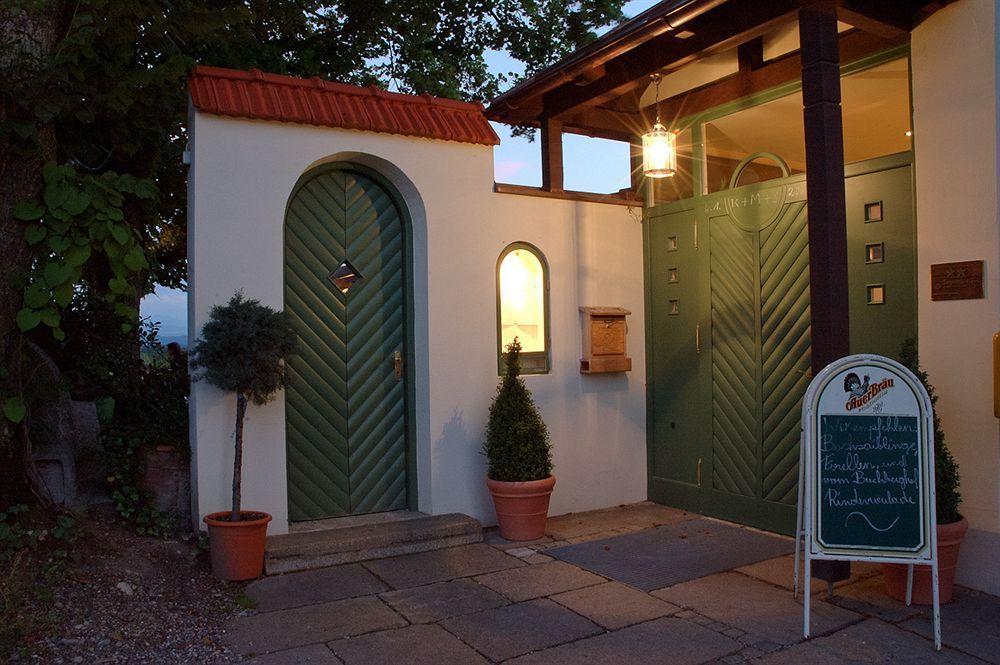 Hotel Zur Schonen Aussicht Feldkirchen-Westerham Kültér fotó